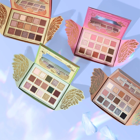 Moira - Celestial Love Palette - Paletă de farduri de ochi - 15 x 1,2 g