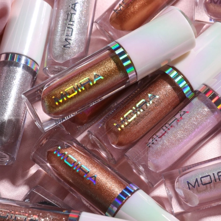 Moira - Diamond Daze Liquid Shadow - Fard de ochi lichid cu efect de sclipire „Iluminează” - 011 Treasure Trove - 3 ml  