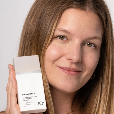 Transparent Lab – Oil Control Ultra Fluid Cica Sunscreen – Cremă matifiantă cu SPF50+ – 100ml