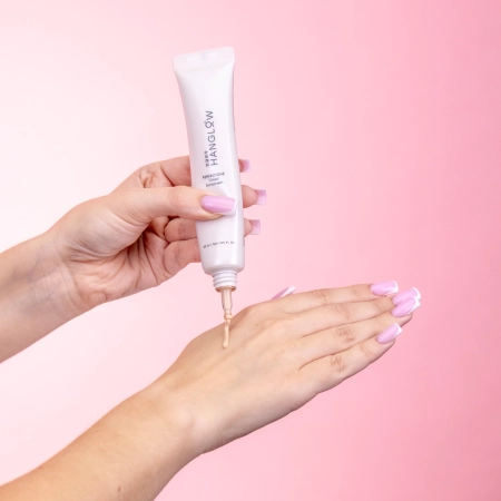 HanGlow - PerfecTone - Tinted Sunscreen SPF 50+ - Cremă cu protecție solară nuanțată - 02 - 50 ml