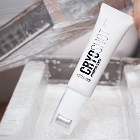 Instytutum - CRYOshot Hydrating Serum - Ser revitalizant pentru față - 30 ml