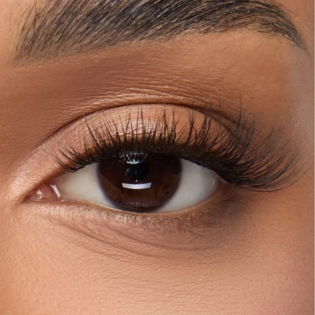 Nanolash - Stick & Go Pre-Glued Lashes - Kępki Rzęs z Klejem - Classy - 1 opak.  
Nanolash - Stick & Go Pre-Glued Lashes - Smocuri de gene cu adeziv - Classy - 1 pachet