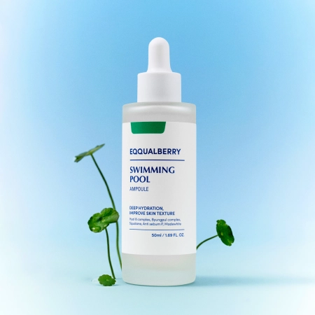 EQQUALBERRY - Swimming Pool Ampoule -  Fiolă hidratantă și calmantă pentru față - 50 ml