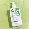CeraVe - Cremă-spumă hidratantă de curățare - 236ml
