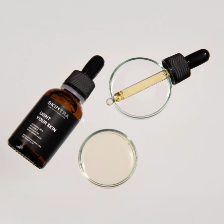 SkinTra – Light Your Skin – Ser cu vitamina C 20% și acid ferulic – 30 ml