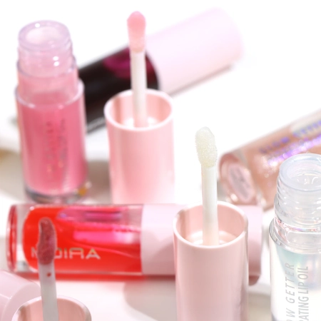 Moira - Glow Getter Hydrating Lip Oil - Ulei hidratant pentru buze - 008 Juicy Red - 3,5 ml 
