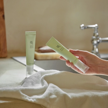 Beauty of Joseon - Light On Serum - Centella + Vita C - Ser de iluminare cu vitamina C - 30ml