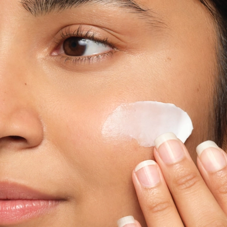 The Ordinary - Natural Moisturizing Factors + HA - Cremă hidratantă cu acid hialuronic - 100ml