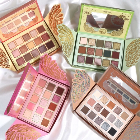 Moira - Chasing Eternity Palette - Paletă de farduri de ochi - 15 x 1,2 g