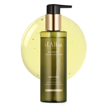 d'Alba - Mild Skin Balancing Vegan Cleanser - Spălare facială hidratantă și calmantă - 200ml