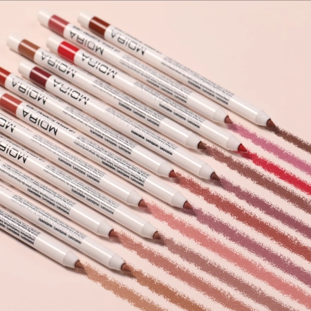 Moira - Lip Appeal Waterproof Liner - Creion de buze rezistent la apă „Creion contur buze” - 003 Tease - 0,6 g